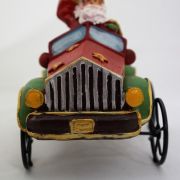 Χριστουγεννιάτικος κουμπαράς αυτοκίνητο Άγιος Βασίλης - 1