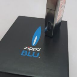 ZIPPO BLU mesmerized